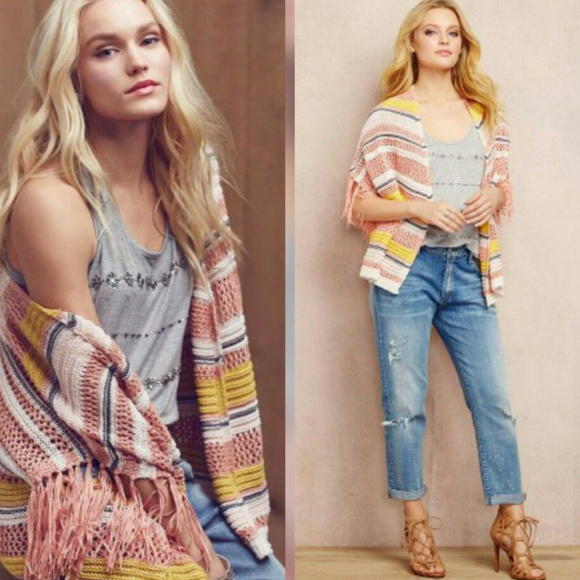 Jessica Simpson Sweaters - 4/$25-Jessica Simpson Rouge Sweater Size Medium